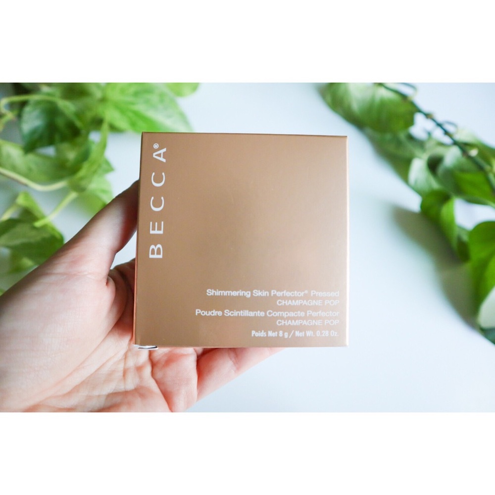 BECCA Champagne Pop Highlighter